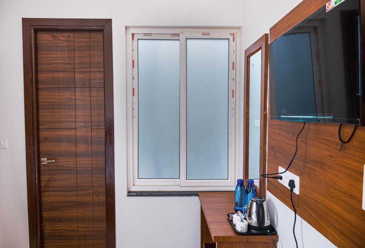 The Vinayak By Le Pension Stays ริชิเคช ภายนอก รูปภาพ