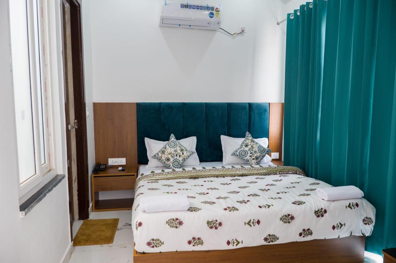 The Vinayak By Le Pension Stays ริชิเคช ภายนอก รูปภาพ